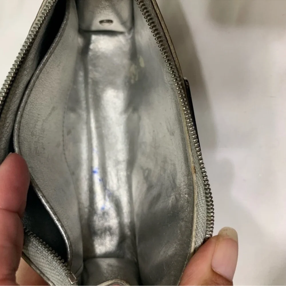Louis Vuitton Silver Monogram Vernis Clutch Wristlet